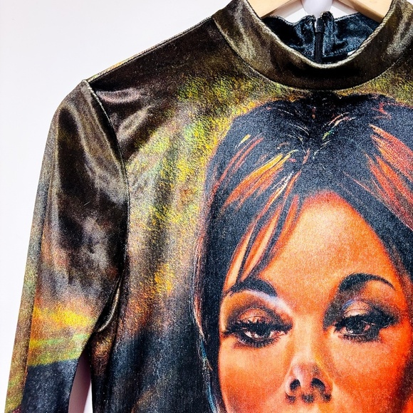 STELLA MCCARTNEY Green velvet jumpsuit with face - Picture 2 of 10